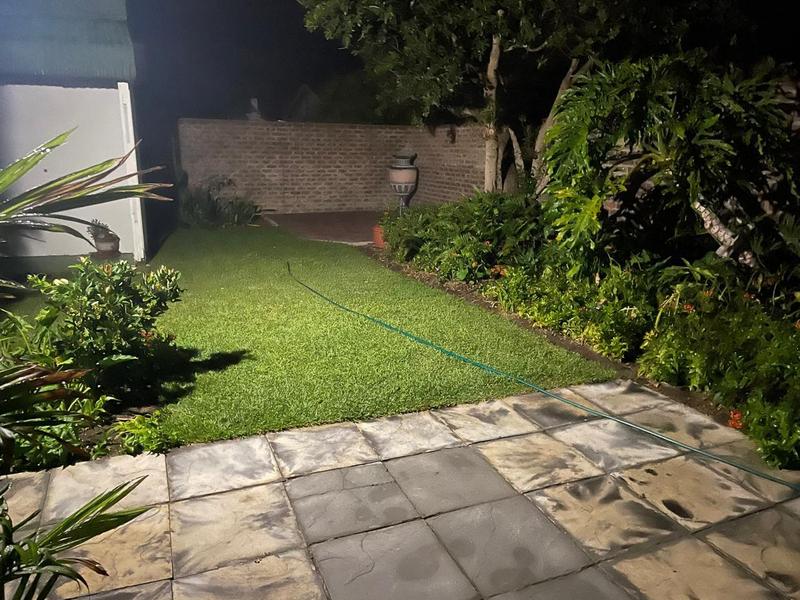 To Let 3 Bedroom Property for Rent in Onrus Western Cape